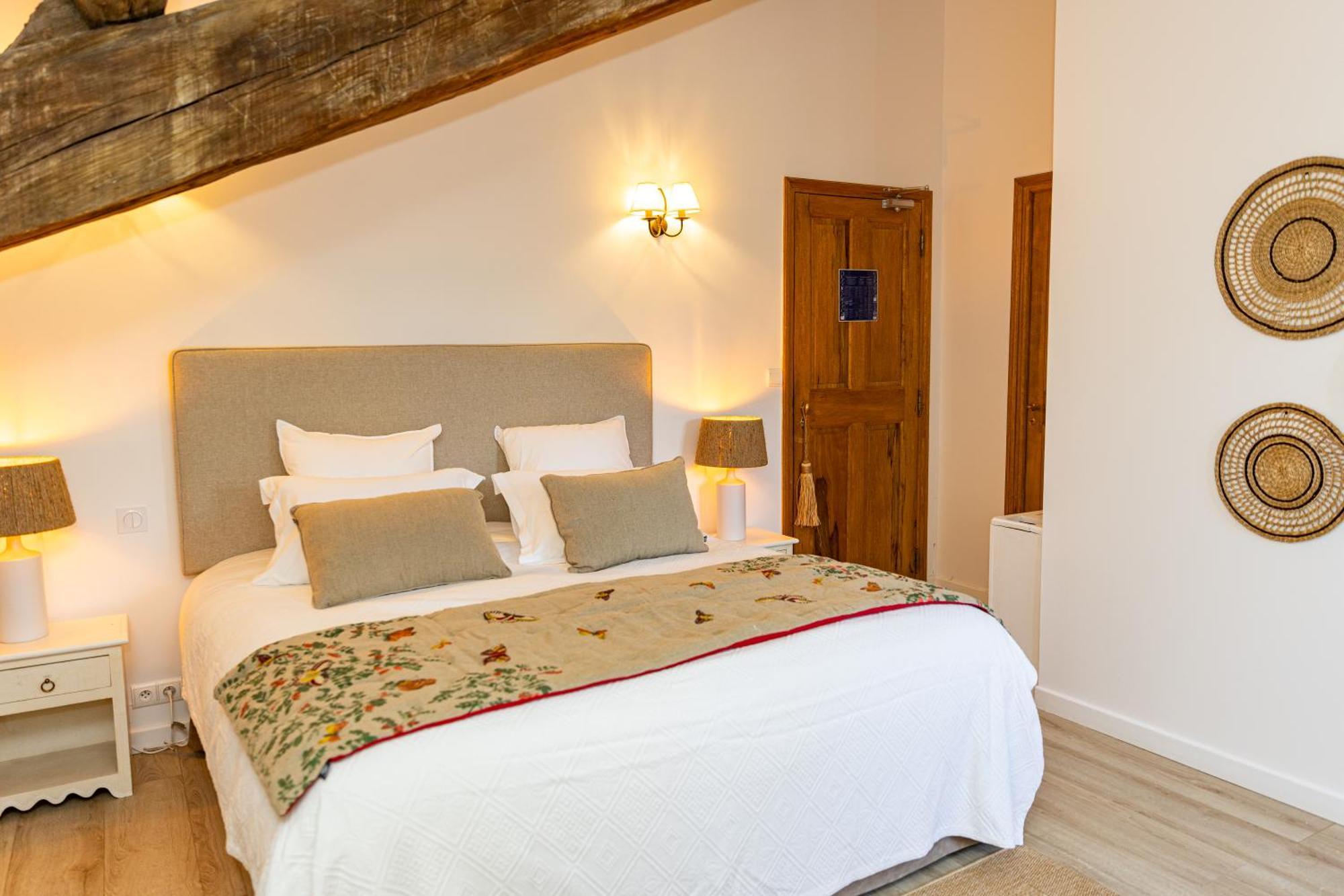 Hotel Maison Bournissac Paluds de Noves Екстер'єр фото